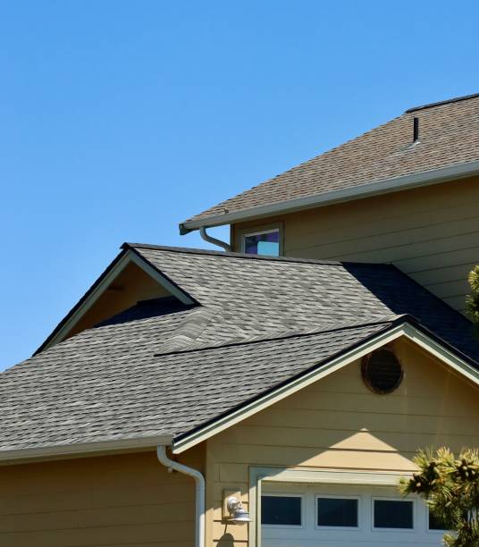 Best Roof Moss and Algae Removal  in Geneva, WA